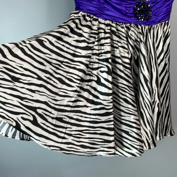 DANCING QUEEN Zebra Print Strapless Sequinned Cocktail Dress Satin *As Is* L - Picture 5 of 14